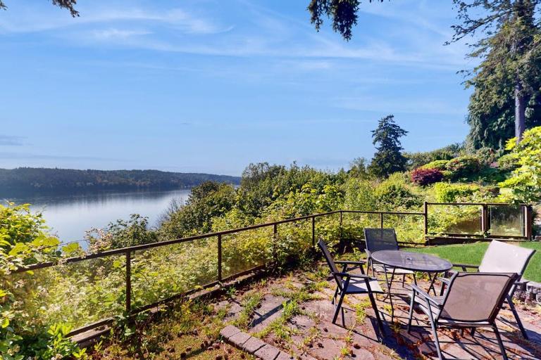 Stones Way - Bed and Breakfast Lake Forest Park