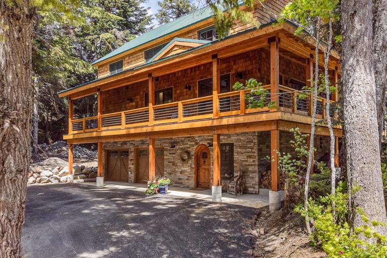 Snoqualmie Lodge - B&B Snoqualmie Pass