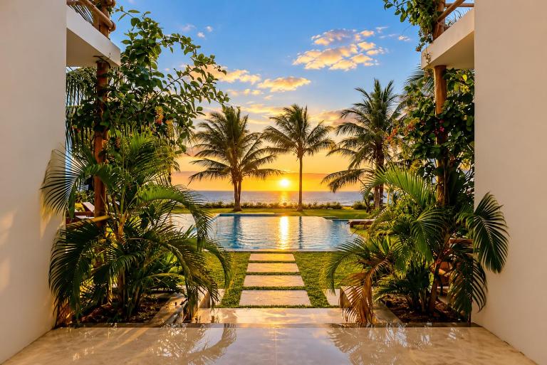 Ahadi Beachfront 2-Bed With Pool By Yourhost - Bed and Breakfast Mombassa