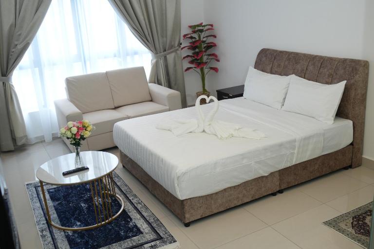 Foggy Hills View Studio - Astrum Ampang - Near LRT - Bed and Breakfast Ampang