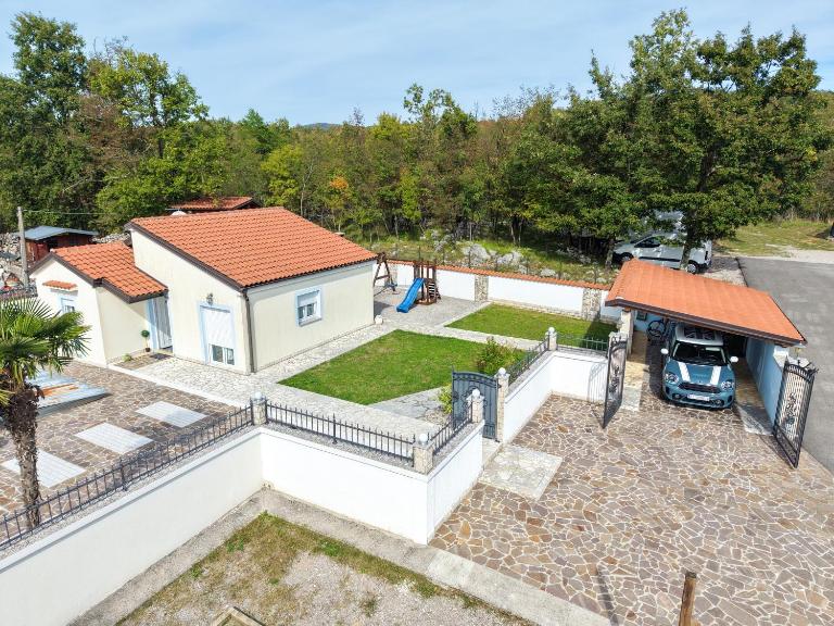 HA-LU 1 - Holiday Relax Home - Ferienwohnung Ružići