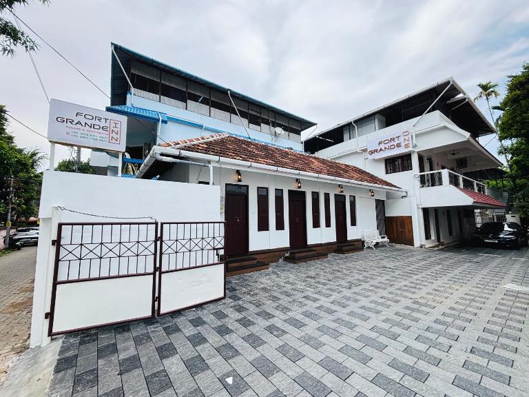 Fort Grande ONE - B&B Kochi