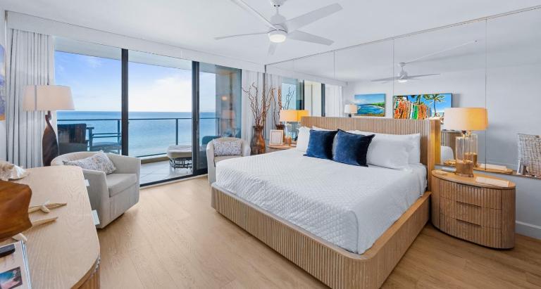 Best Ocean Views on Maui from the 10th Floor Perfect for Honeymooners - B&B Kahana