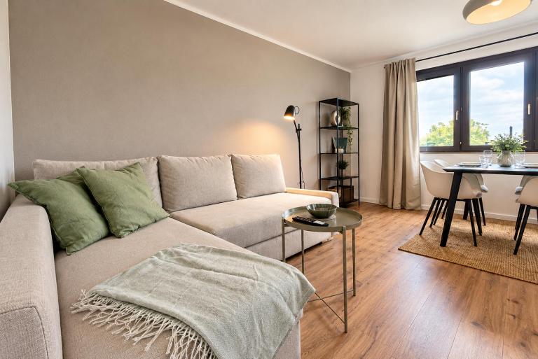 LP-Apartment mit Rheinblick, Messe, Balkon, Küche, Parkplatz - Bed and Breakfast Neuss