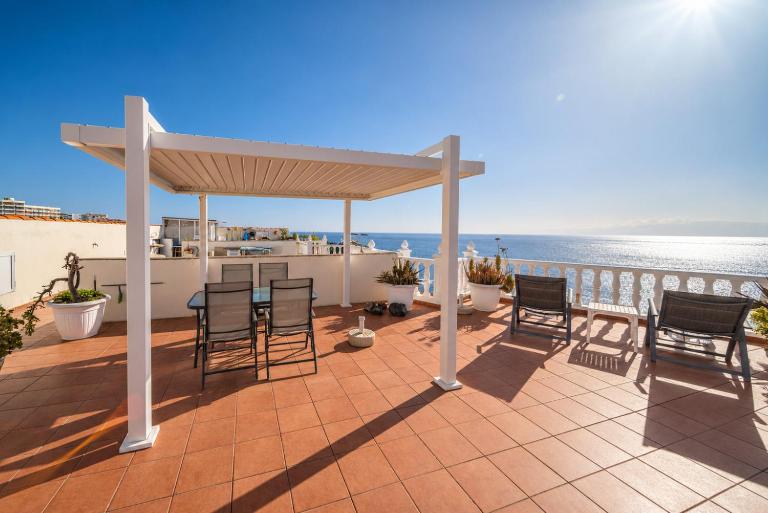 1st Line Sea View - Rooftop BBQ - Playa Arena - B&B Puerto de Santiago