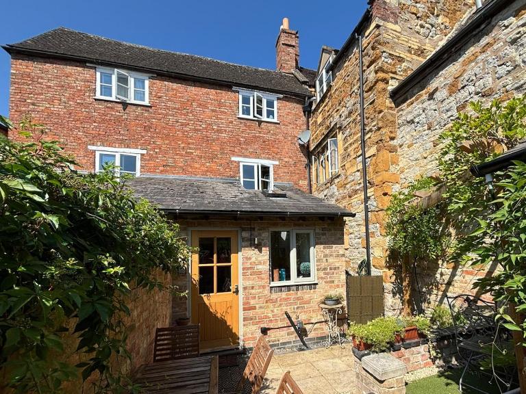 Cotswolds period townhouse near Stratford-upon-Avon, central location short walk to pubs, restaurants and shops - B&B Shipston on Stour