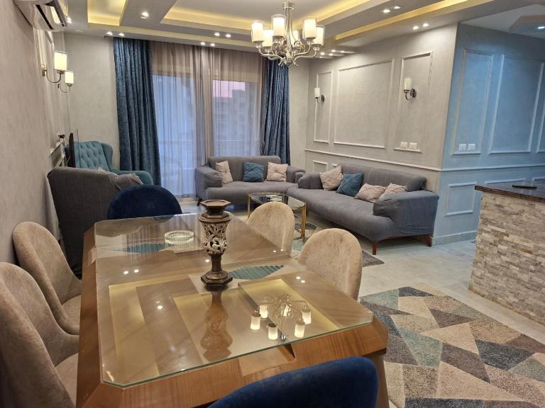 Astra Nova Residence 3 BR Apart Madinaty - B10 -U3 - Ferienwohnung Kairo