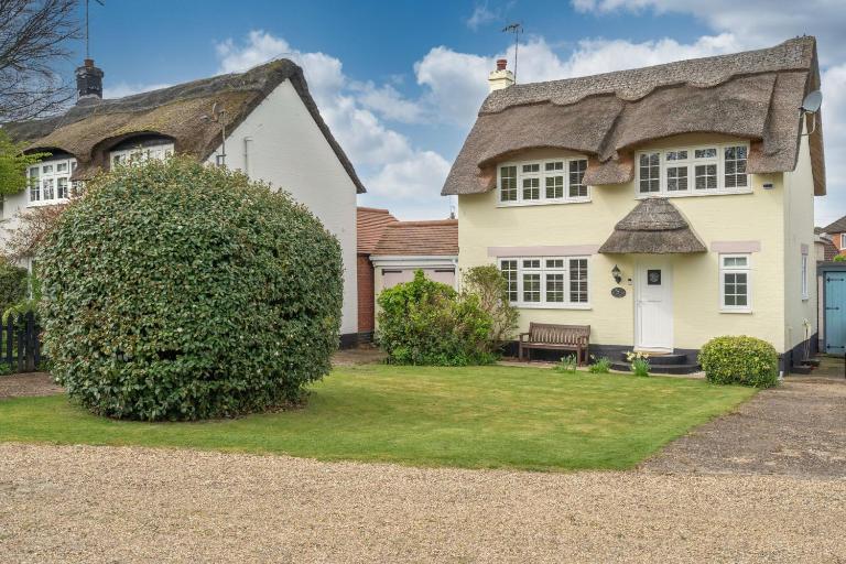 Bosuns Cottage, Dog Friendly Coastal Cottage, 5 Minutes from the Beach - Ferienwohnung Winterton-on-Sea