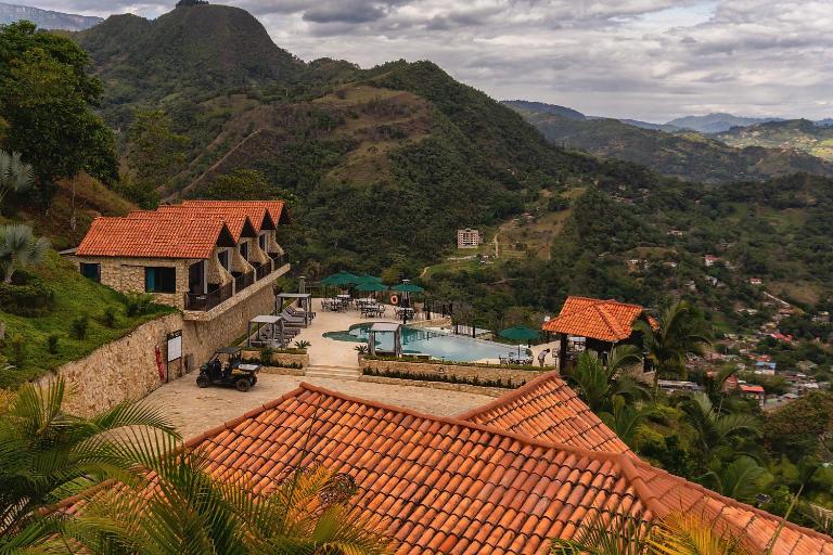 La Colina Resort - B&B La Vega