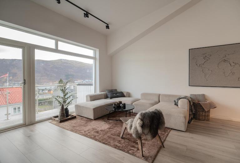 Staying Apt 3 - New and modern - Bed and Breakfast Tromsø
