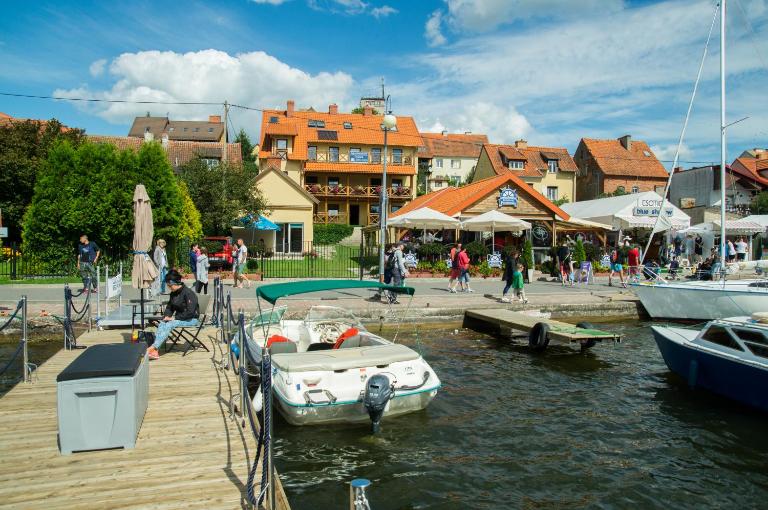 Promenada Apartamenty i Domek Nad Jeziorem - B&B Mikołajki
