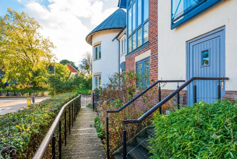 Sail Away - B&B Lymington