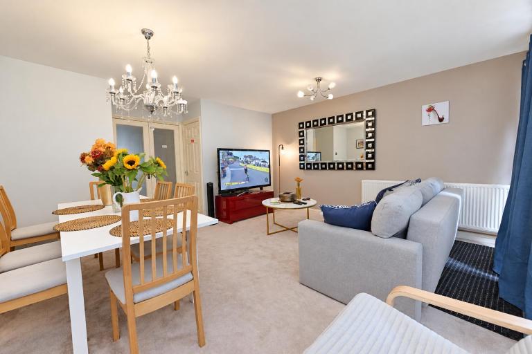 3 Bedroom House in Euston, Patio & BBQ - B&B London