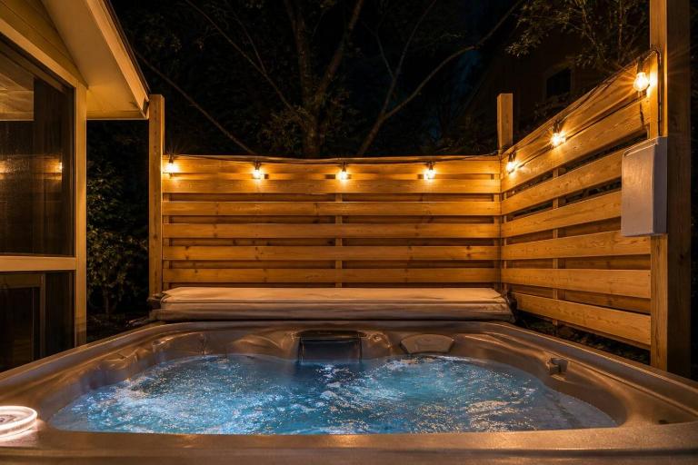 Hot Tub 1mile to Camelback Firepit Dogs OK - Ferienwohnung Tannersville