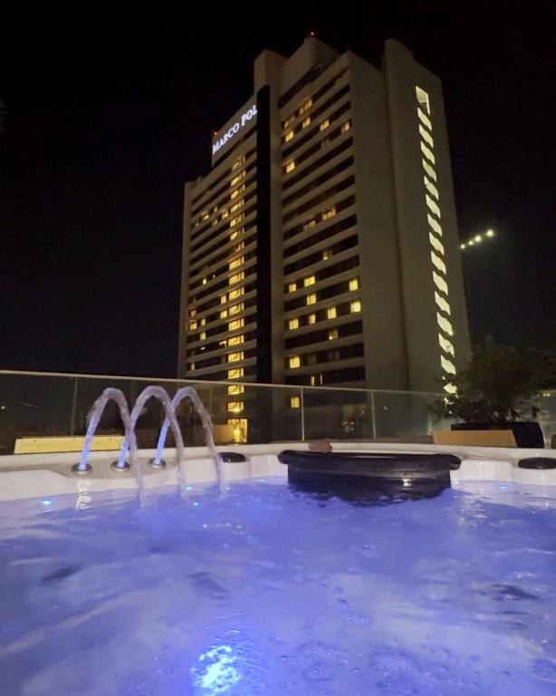The Suite- Luxurious City Skyline - B&B Cebu City