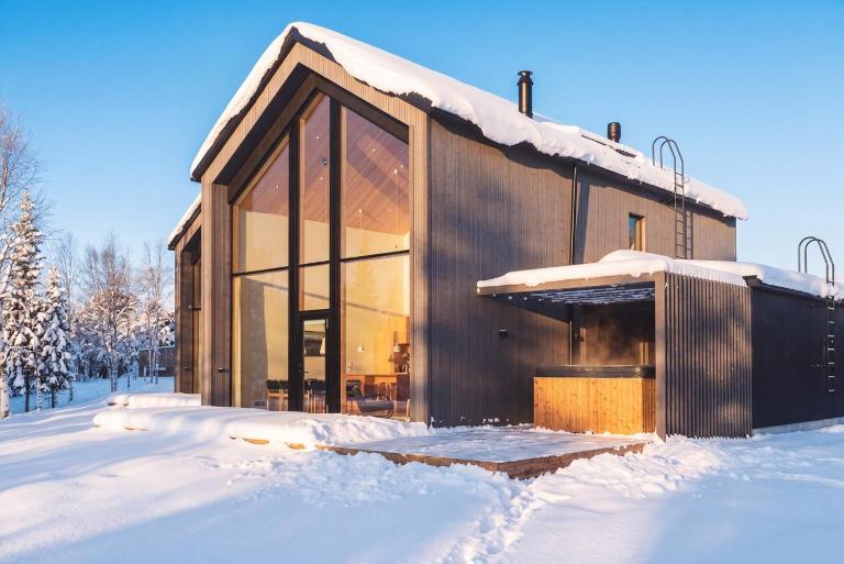 Stay North - Joiku - Winter Pines - Bed and Breakfast Äkäslompolo