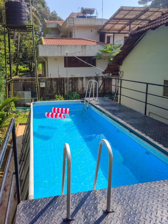 UrbanEase Properties - Glanwoods Inn - B&B Mangalore