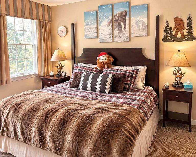Unique Yeti-Theme Ski On Off Suite Jiminy-Sleeps 4 - B&B Hancock