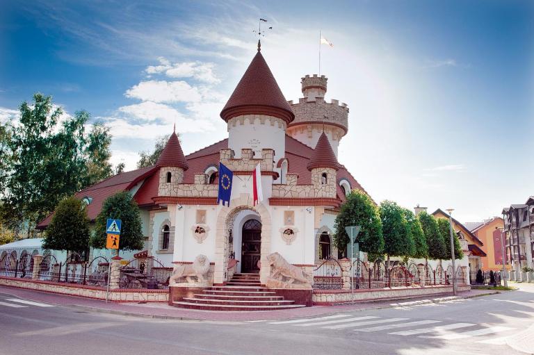Zamek Pod Brzozami, Wynajem Pokoi - B&B Krynica-Zdrój