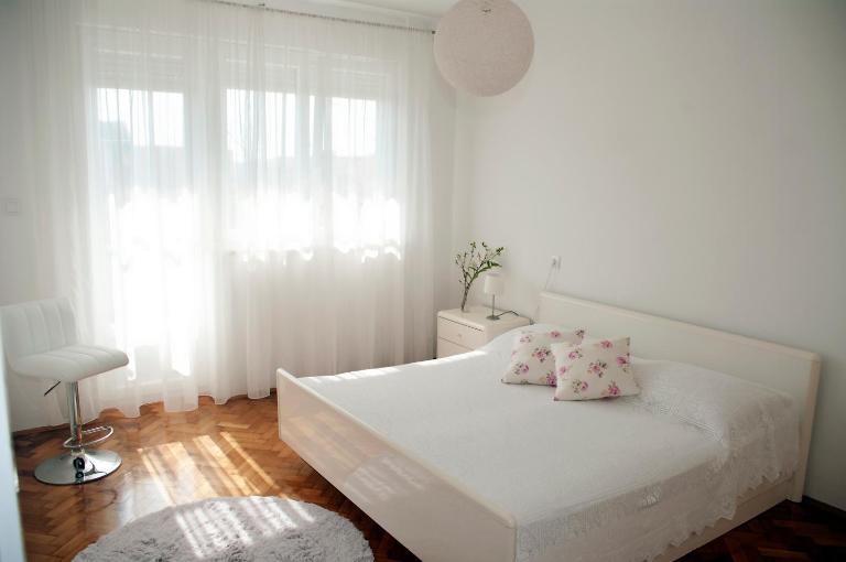 Apartment Sibenik with free parking - Chambres d'hôtes Sibenik
