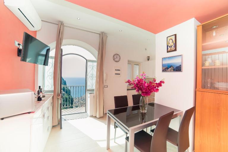 Il Paradiso sul Mare Apartment - B&B Scala