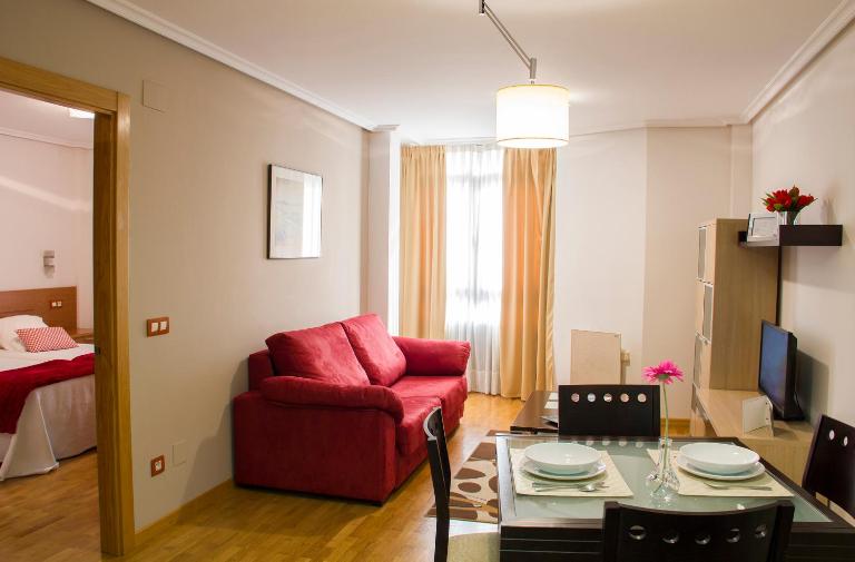 Apartamentos Cean Bermudez - B&B Gijón