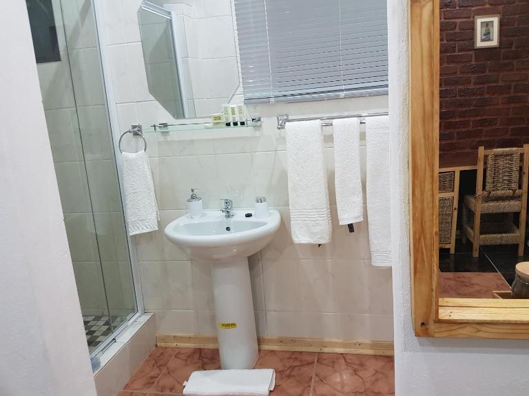 Aliwal Villa Guest Lodge - B&B Aliwal North
