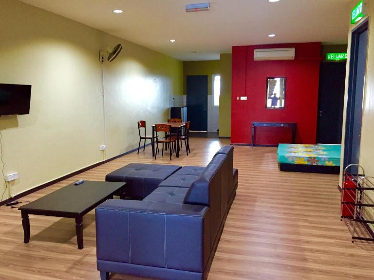 SS Homestay Borneo Housing SL3 - B&B Kuching