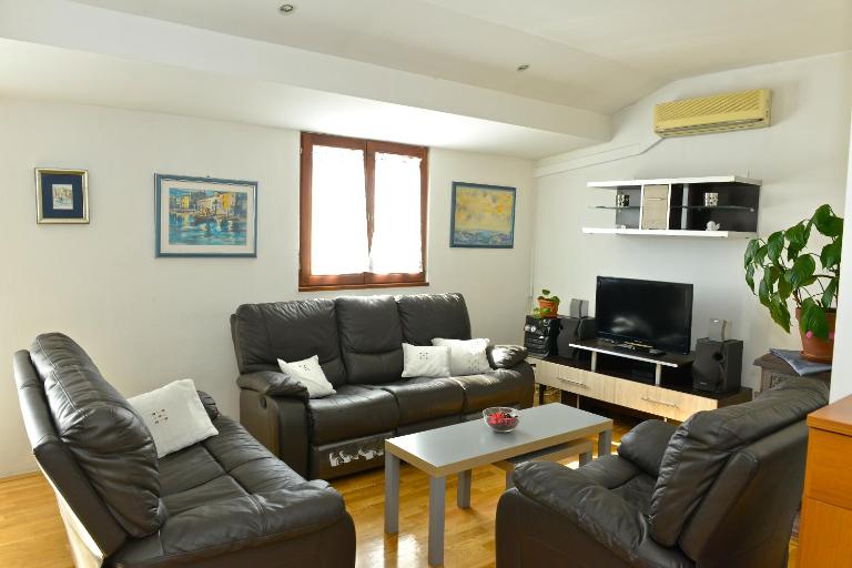 Apartment Juras - B&B Opatija