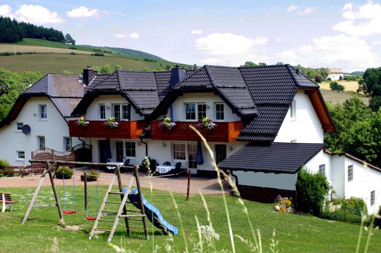 Schweizes Ferienhof - Ferienwohnung Medebach