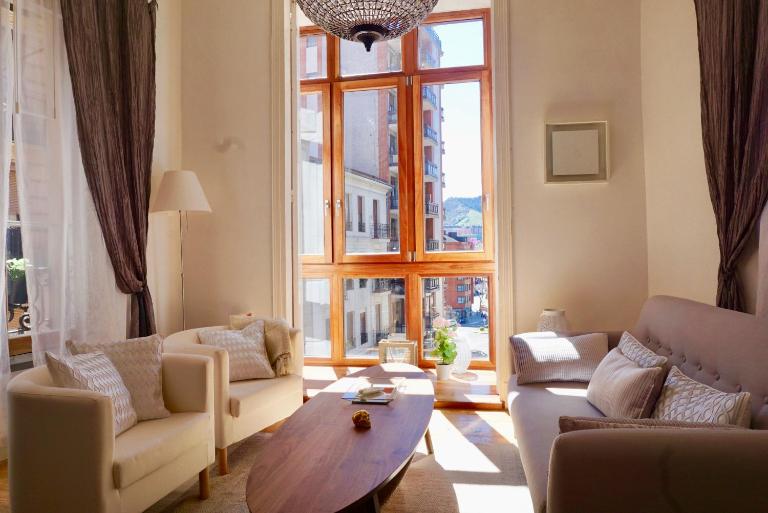 Monappart Cristo Historic Apartment with Parking - Chambres d'hôtes Bilbao