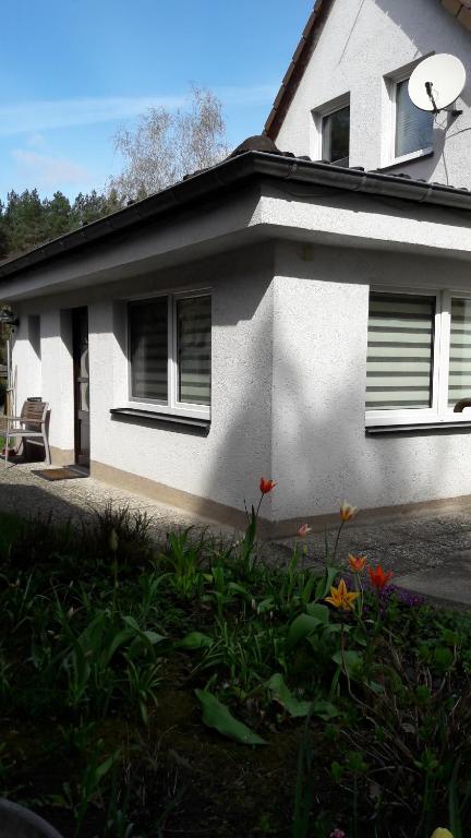 Ferienhaus im Grünen/Monteurzimmer - Ferienwohnung Oranienburg