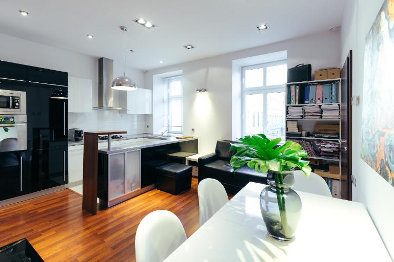 Apartment In The Strict City Centre - B&B Lodz