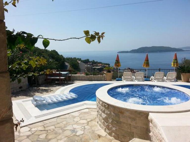 Villa Royal Dream - B&B Sveti Stefan
