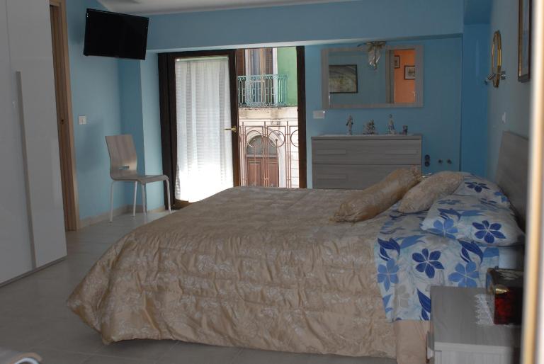 B&B Dietro Piazza Maggiore - B&B Sulmona