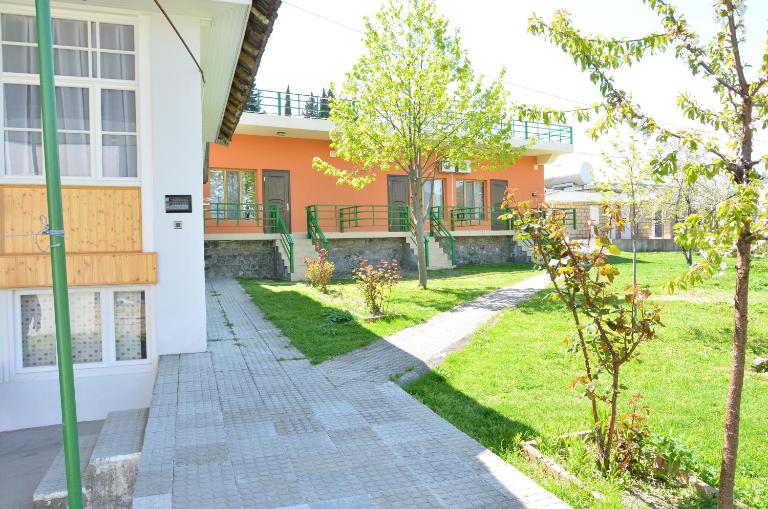 Sheki Panorama Guest House - B&B Şǝki
