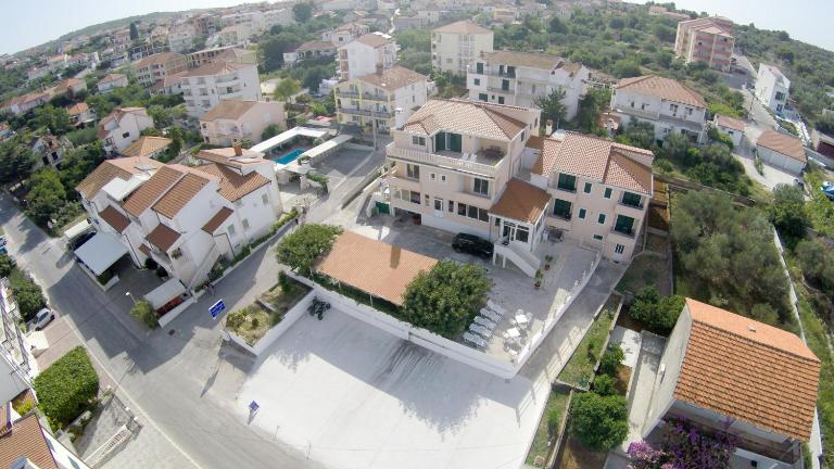 Apartments Fumija - B&B Trogir