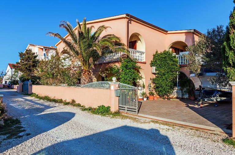 Villa Mare Apartments - Ferienwohnung Vir