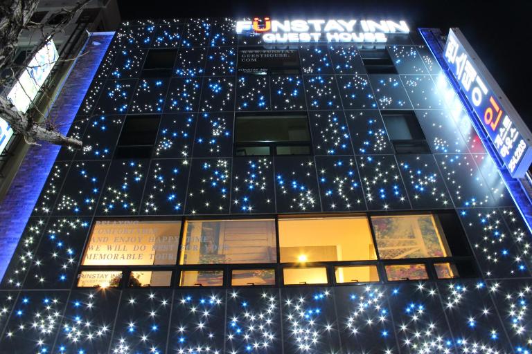 Funstay Inn Guesthouse - Bed and Breakfast Busan
