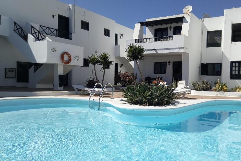 Apartamentos Albatros - Chambres d'hôtes Puerto del Carmen