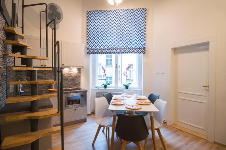 Design Apartment Havelska - B&B Praga