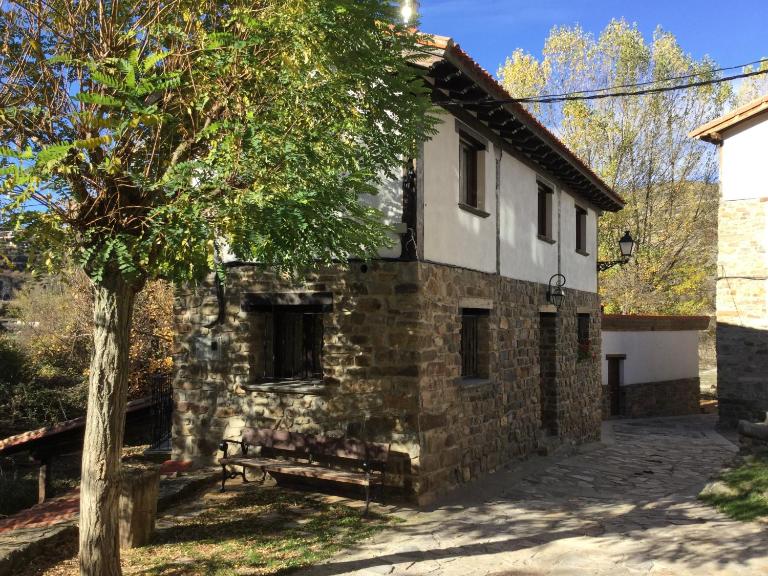 Casa Rural Tío Conejo - Chambres d'hôtes San Román de Cameros