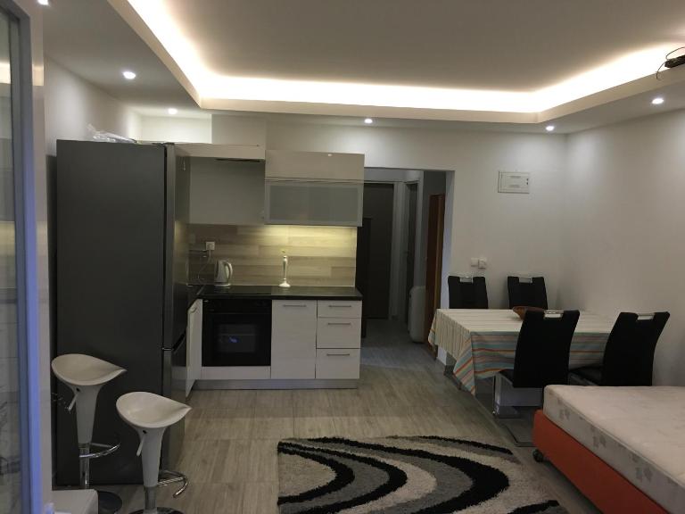 Ana Apartments - B&B Abbazia