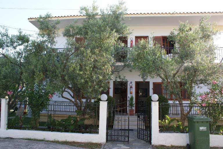 Villa Fotini - Bed and Breakfast Prínos