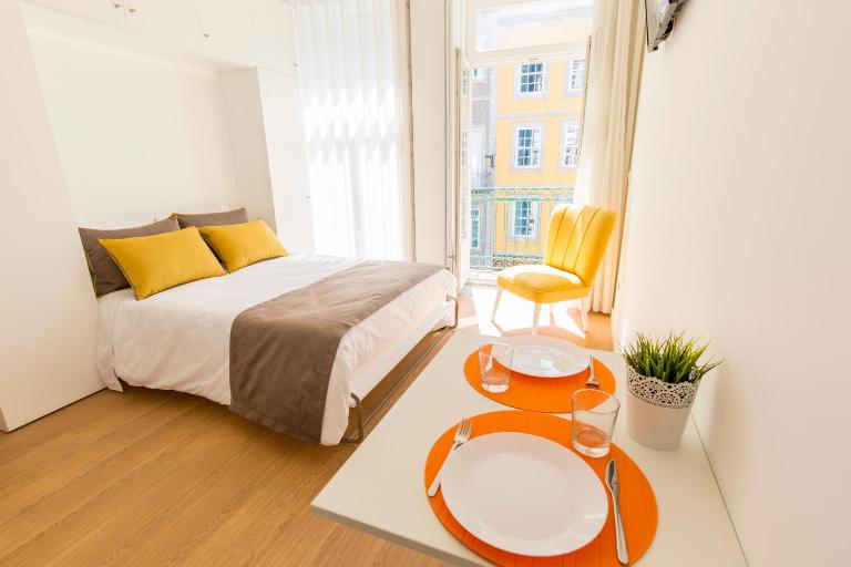 Downtown Porto Mouzinho Studio Apts - B&B Oporto