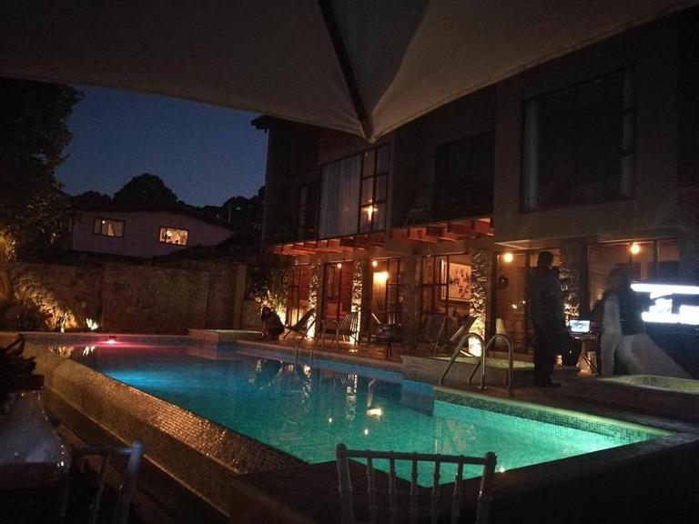 Casa Ndomi - B&B Valle de Bravo