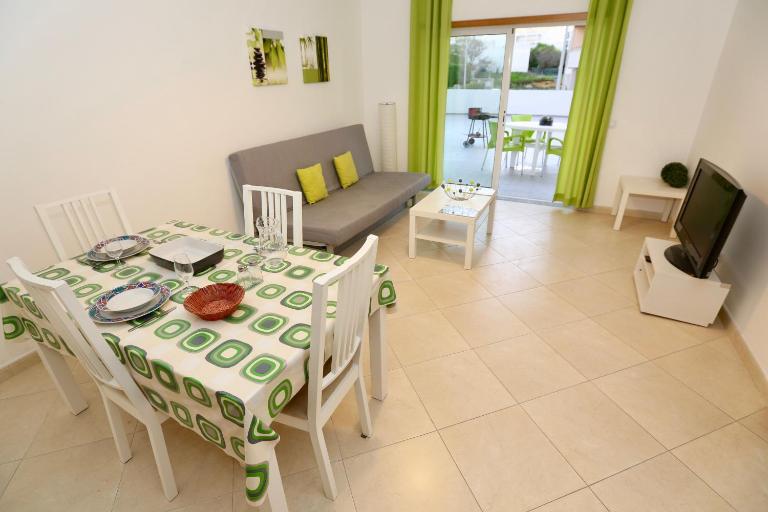 Da Ponte Flats - Armacao De Pera Terrace with bbq - Chambres d'hôtes Armação de Pêra