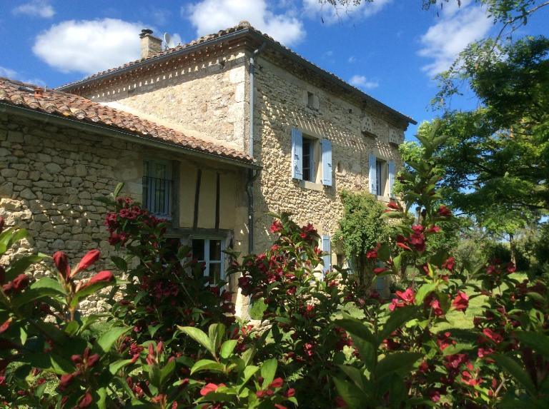 LE CLOS PASTEL Chambres d'hôtes et son studio suite - ADULTES ONLY - B&B Virac