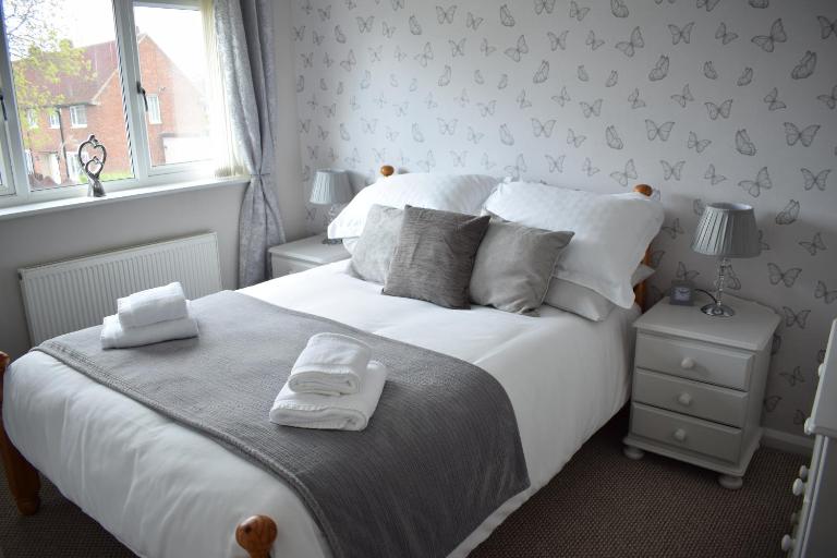 103 Bewick Serviced Accommodation - Bed and Breakfast Newton Aycliffe