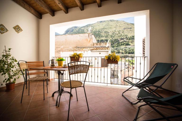 Appartamento gli archi a 100 metri dalla spiaggia - B&B Castellammare del Golfo